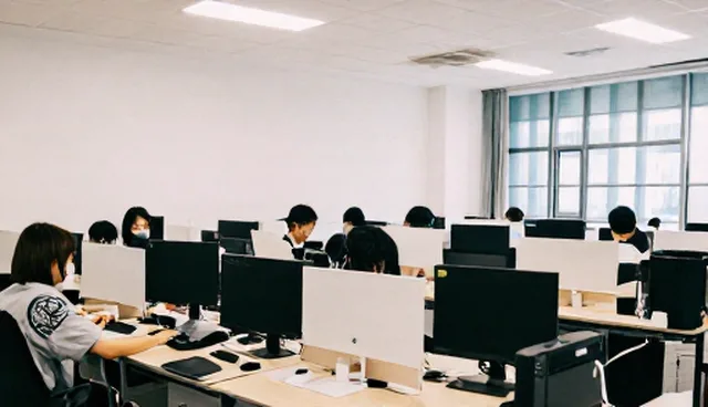 服务器配置选型时，如何提升用户体验？